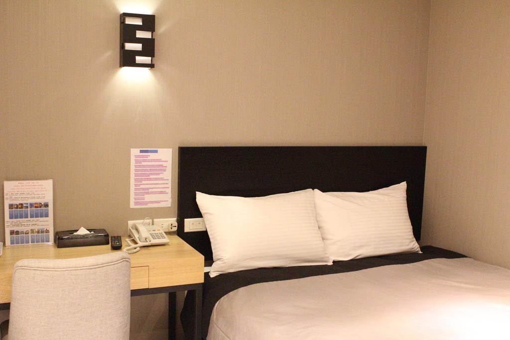 E-House Xining Branch Hotel Đài Bắc Phòng bức ảnh
