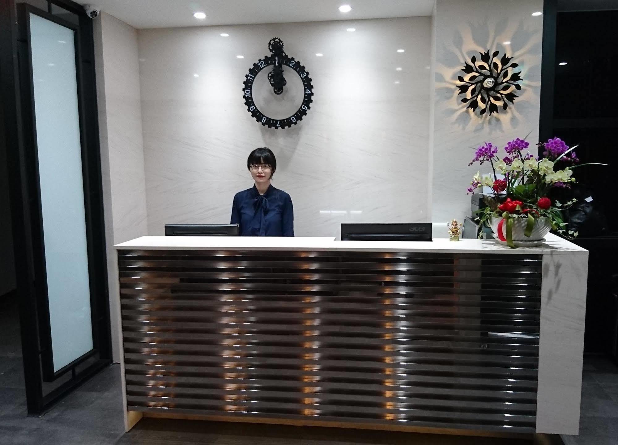 E-House Xining Branch Hotel Đài Bắc Ngoại thất bức ảnh