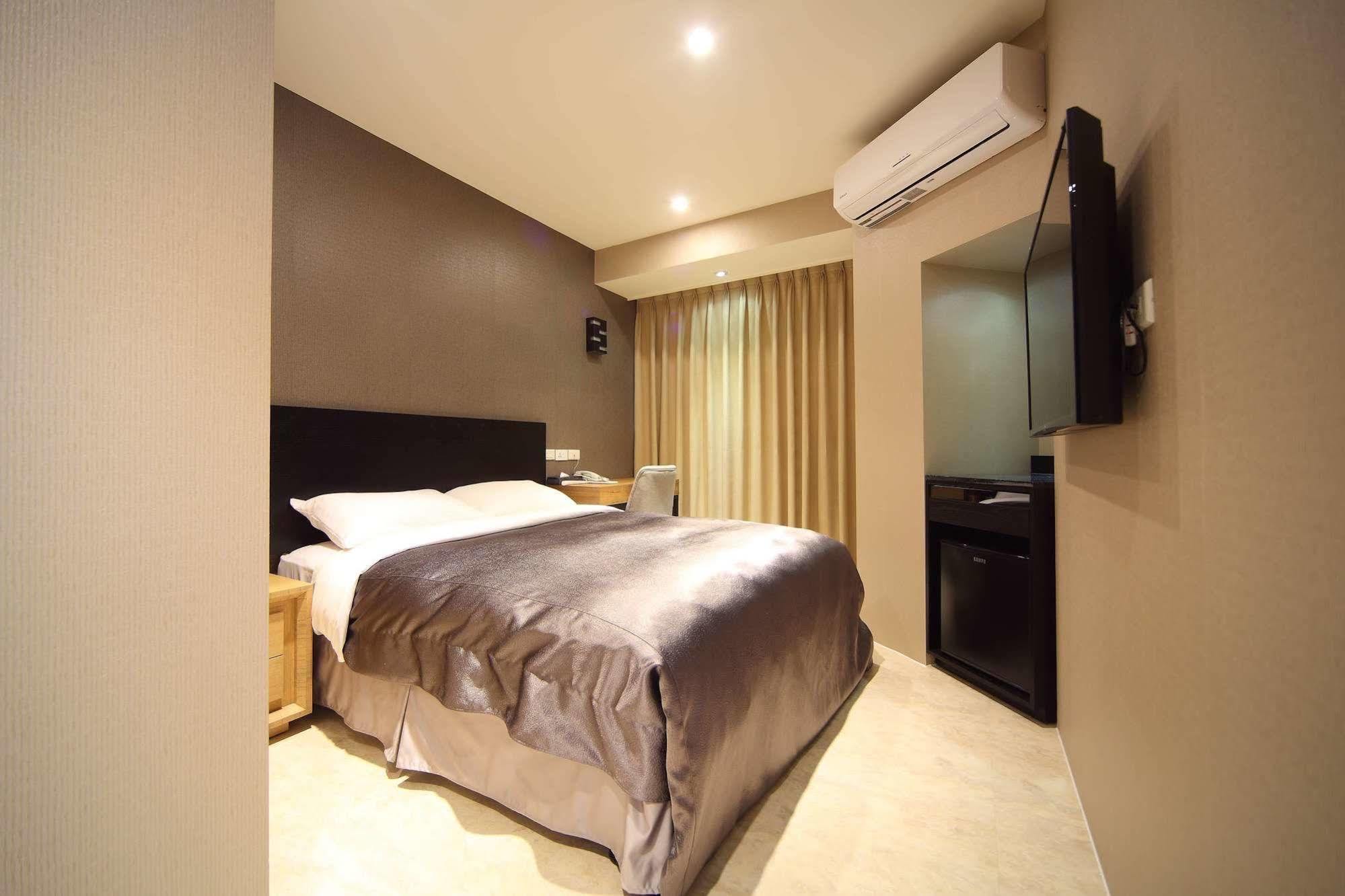 E-House Xining Branch Hotel Đài Bắc Ngoại thất bức ảnh